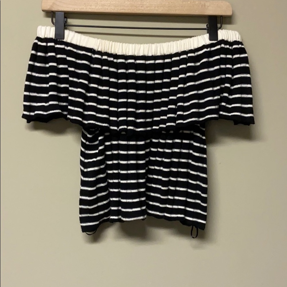 Urban Outfitters Crop Top Knit Stripes Size M